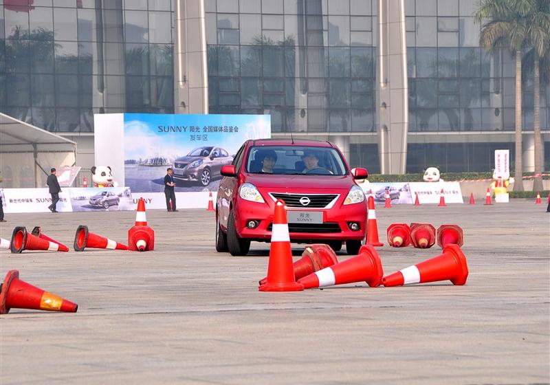 东风日产 阳光 2011款 1.5XV 尊贵版 CVT