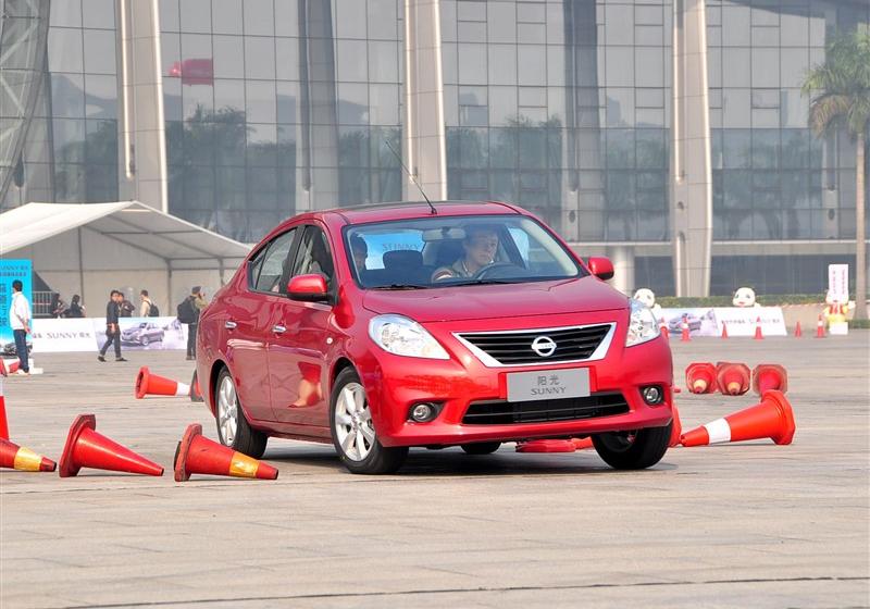 东风日产 阳光 2011款 1.5XV 尊贵版 CVT