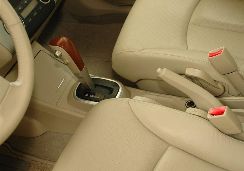 东风日产 颐达 2008款 1.6 自动尊贵型