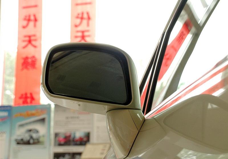 东风日产 颐达 2008款 1.6 自动尊贵型