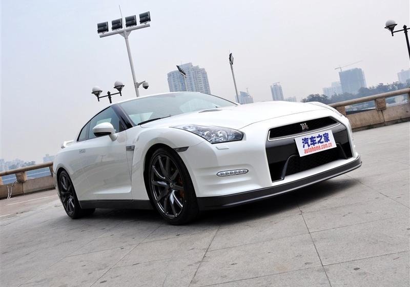 日产(进口) 日产GT-R 2012款 3.8T Premium Edition