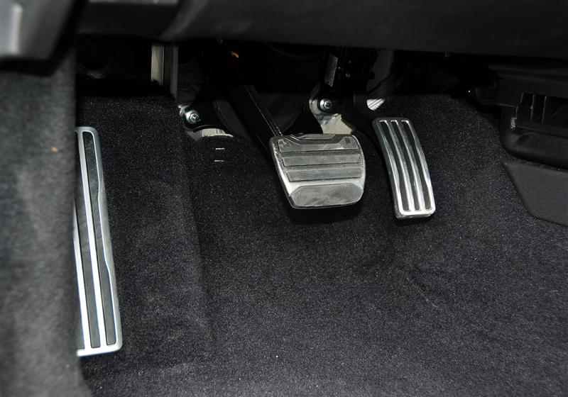日产(进口) 日产GT-R 2012款 3.8T Premium Edition