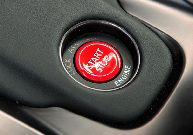 日产(进口) 日产GT-R 2012款 3.8T Premium Edition