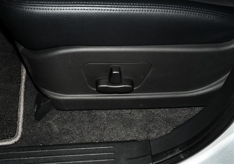 上海汽车 荣威W5 2011款 1.8T 4WD 豪域版