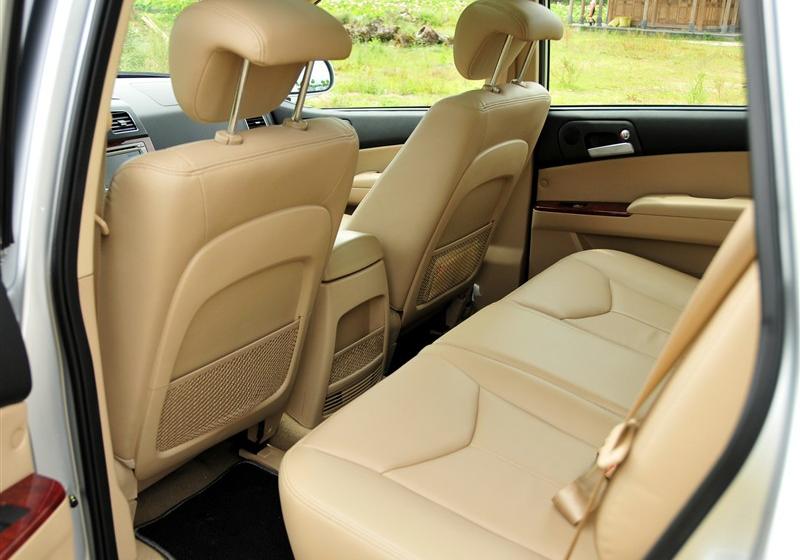 上海汽车 荣威W5 2011款 3.2L 4WD 尊域版