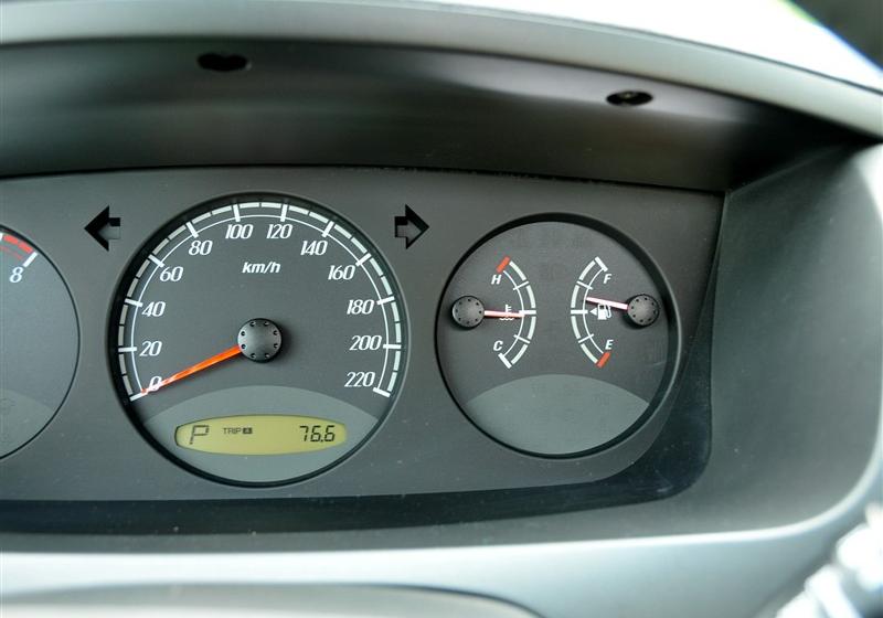 上海汽车 荣威W5 2011款 3.2L 4WD 尊域版