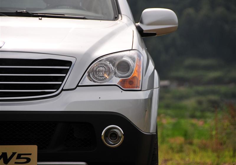 上海汽车 荣威W5 2011款 3.2L 4WD 尊域版