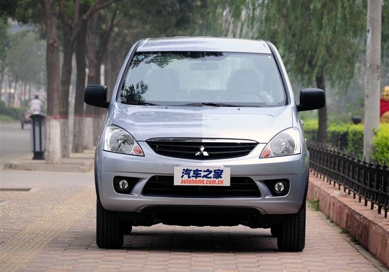 东南汽车 君阁 2011款 2.0 手动挡经典型
