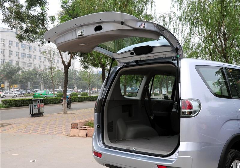 东南汽车 君阁 2011款 2.0 手动挡经典型