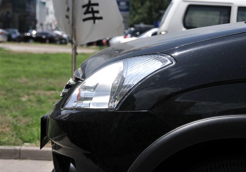 东南汽车 君阁 2011款 2.0 手动挡豪华型