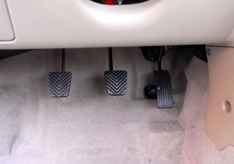 东南汽车 蓝瑟 2010款 卓越版 1.6MT 舒适型