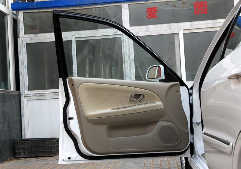 东南汽车 蓝瑟 2010款 卓越版 1.6MT 舒适型