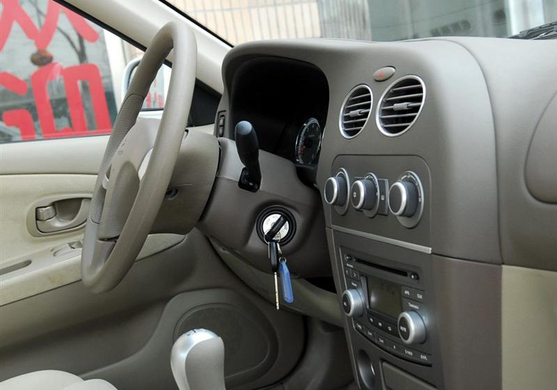 东南汽车 蓝瑟 2010款 卓越版 1.6MT 舒适型