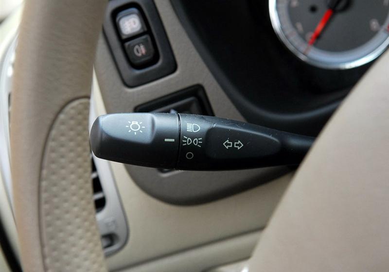 东南汽车 蓝瑟 2010款 卓越版 1.6MT 舒适型