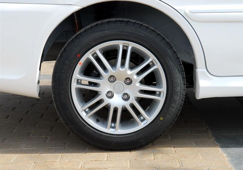 东南汽车 蓝瑟 2010款 卓越版 1.6MT 舒适型