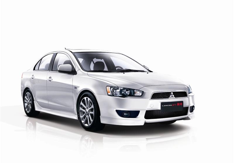 东南汽车 三菱翼神 2011款 1.8L 时尚版舒适型CVT