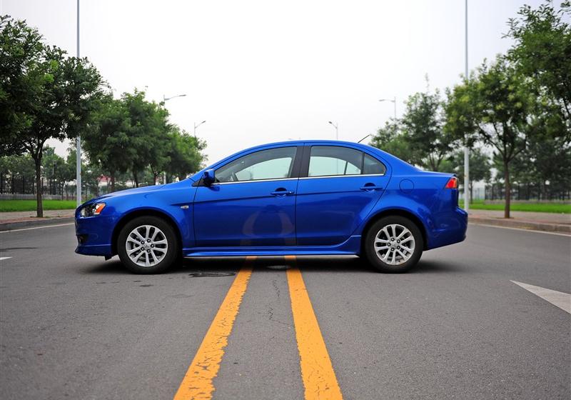 东南汽车 三菱翼神 2011款 1.8L 致尚版豪华型CVT