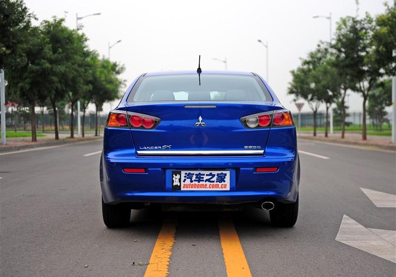 东南汽车 三菱翼神 2011款 1.8L 致尚版豪华型CVT