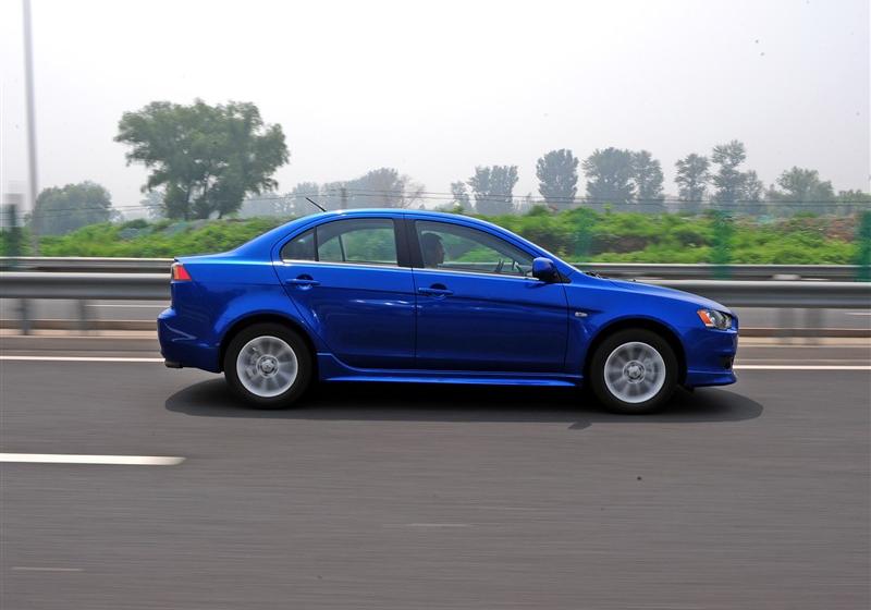 东南汽车 三菱翼神 2011款 1.8L 致尚版豪华型CVT