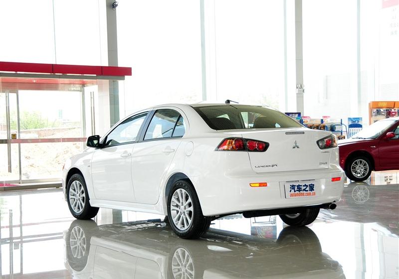 东南汽车 三菱翼神 2011款 2.0L 致炫版舒适型MT