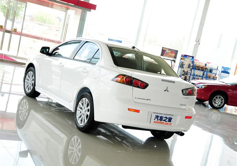 东南汽车 三菱翼神 2011款 2.0L 致炫版舒适型MT