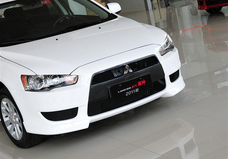 东南汽车 三菱翼神 2011款 2.0L 致炫版舒适型MT