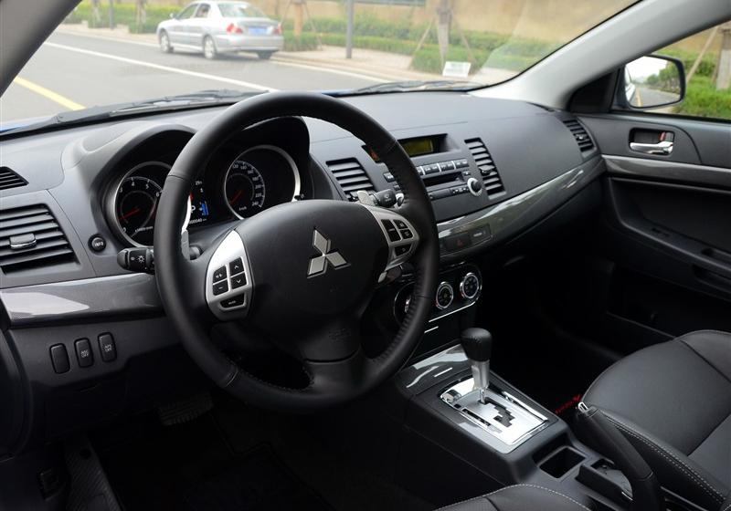 东南汽车 三菱翼神 2011款 2.0L 致炫版旗舰型CVT