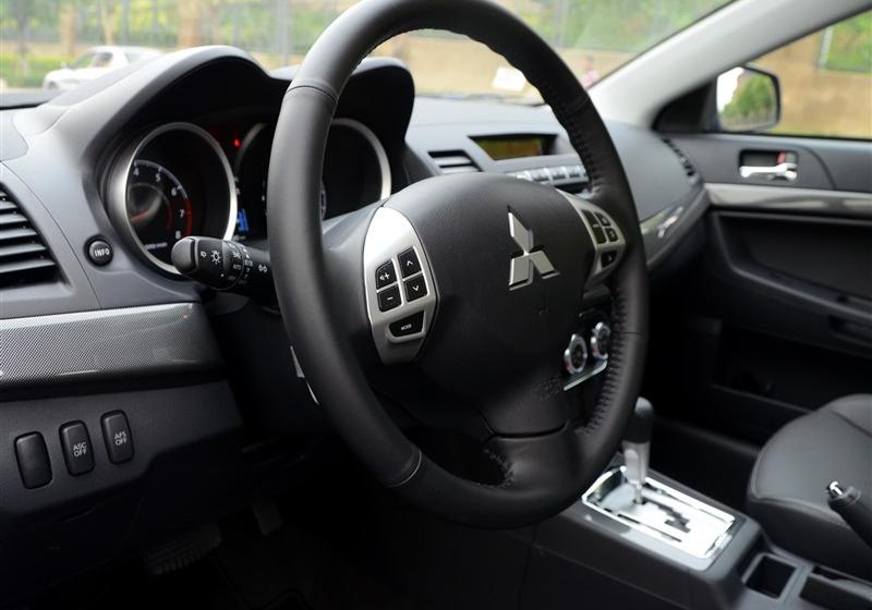 东南汽车 三菱翼神 2011款 2.0L 致炫版旗舰型CVT