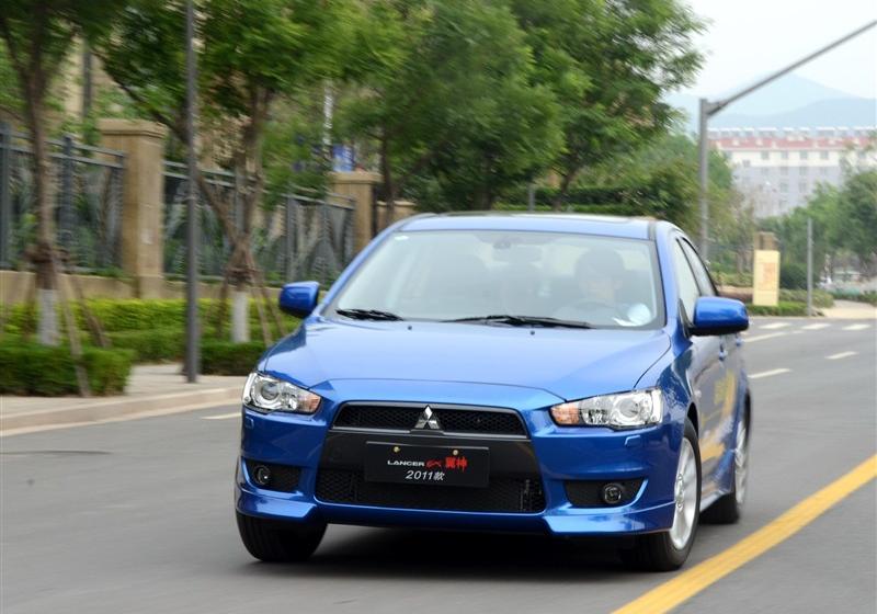 东南汽车 三菱翼神 2011款 2.0L 致炫版旗舰型CVT