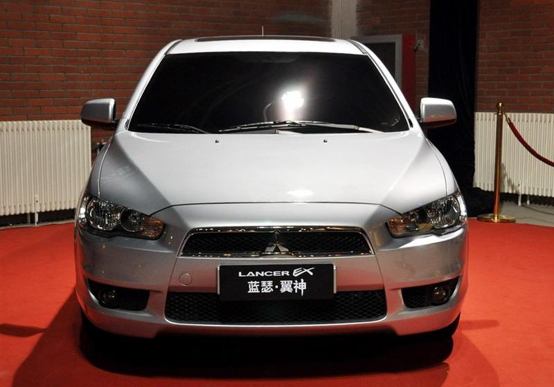 东南汽车 三菱翼神 2010款 1.8L 时尚版舒适型MT