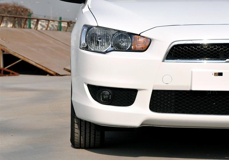 东南汽车 三菱翼神 2010款 1.8L 时尚版舒适型CVT