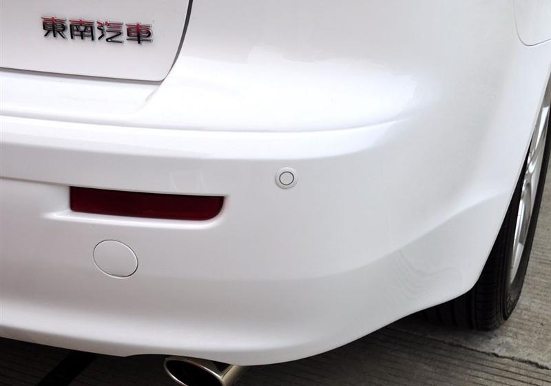 东南汽车 三菱翼神 2010款 1.8L 时尚版豪华型CVT