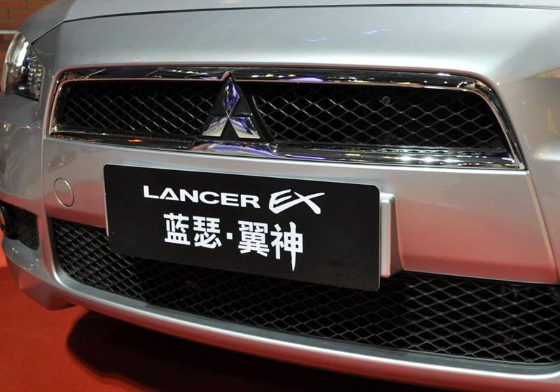 东南汽车 三菱翼神 2010款 1.8L 时尚版豪华型CVT