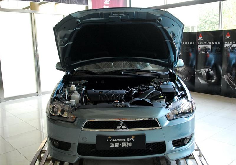 东南汽车 三菱翼神 2010款 2.0L 运动版豪华型MT