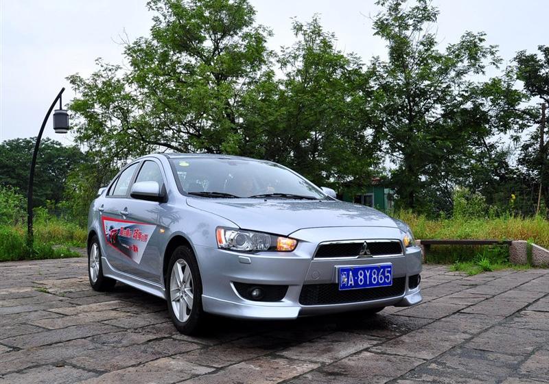 东南汽车 三菱翼神 2010款 2.0L 运动版旗舰型CVT