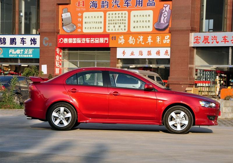 东南汽车 三菱翼神 2010款 2.0L 运动版旗舰型CVT