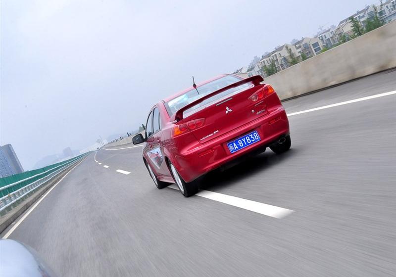 东南汽车 三菱翼神 2010款 2.0L 运动版旗舰型CVT