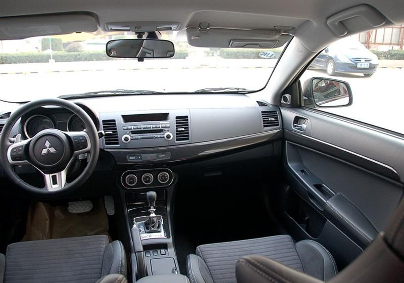 三菱(进口) LANCER 2008款 2.0T Evolution X ENKEI版