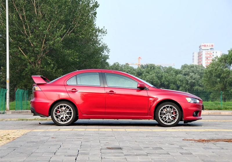 三菱(进口) LANCER 2008款 2.0T Evolution X BBS版