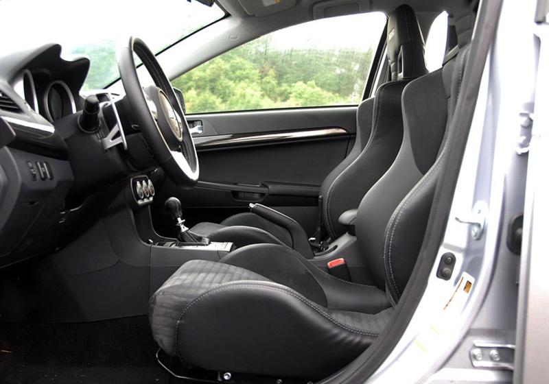 三菱(进口) LANCER 2008款 2.0T Evolution X BBS版