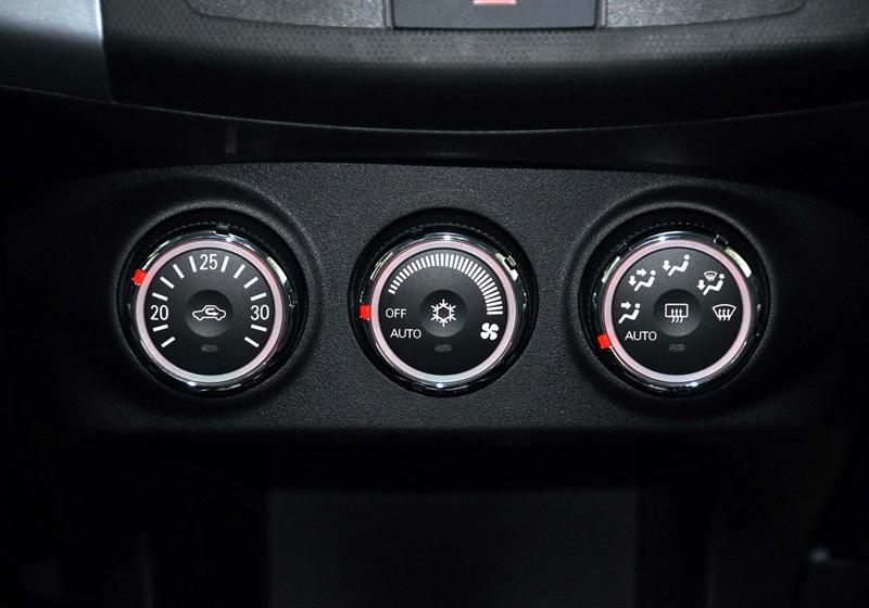 三菱(进口) OUTLANDER EX 2011款 劲界 2.0 都市版