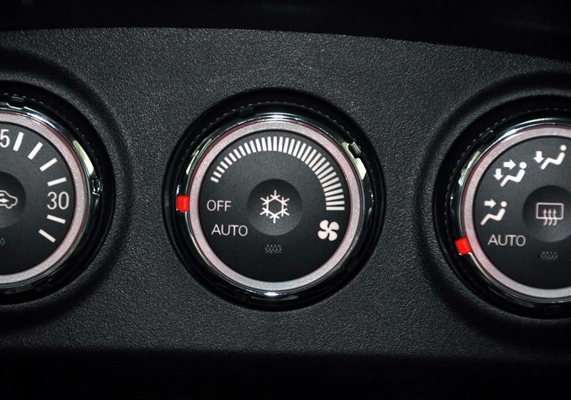 三菱(进口) OUTLANDER EX 2011款 劲界 2.0 都市版