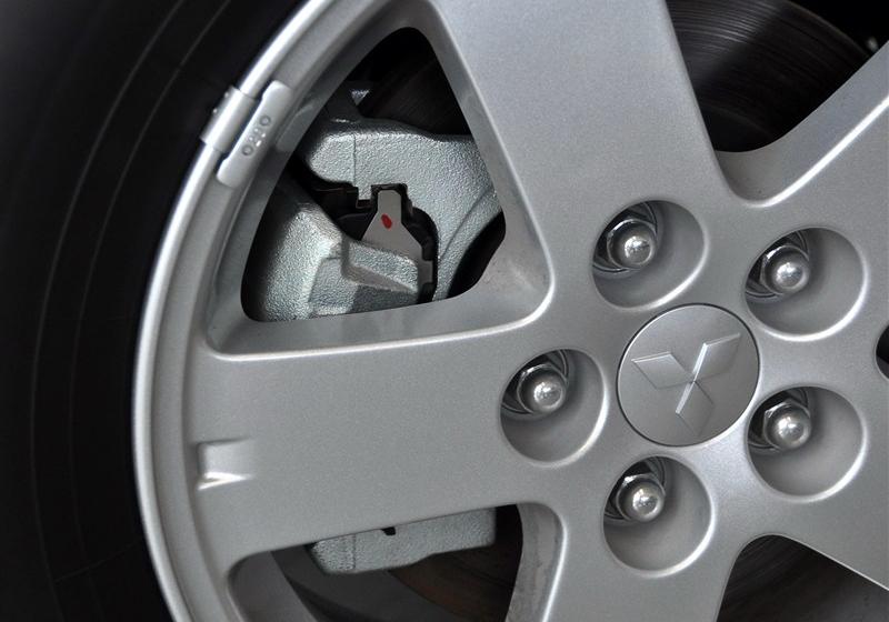 三菱(进口) OUTLANDER EX 2011款 劲界 2.0 都市版