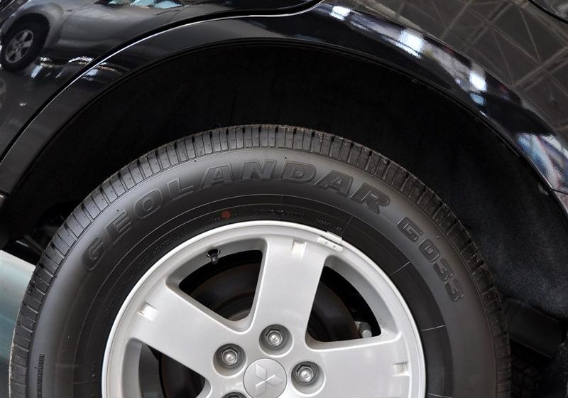 三菱(进口) OUTLANDER EX 2011款 劲界 2.0 都市版