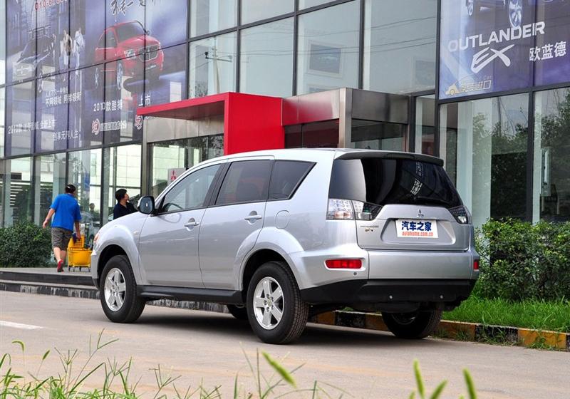 三菱(进口) OUTLANDER EX 2010款 劲界 2.0 休闲版
