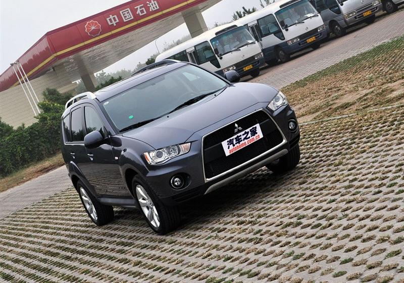 三菱(进口) OUTLANDER EX 2010款 劲界 2.0 休闲版