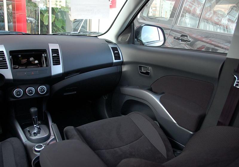 三菱(进口) OUTLANDER EX 2010款 劲界 2.0 运动版