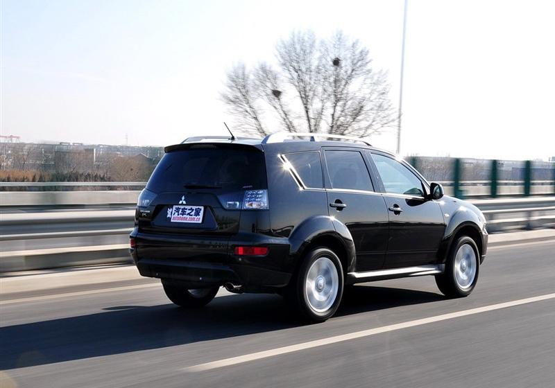 三菱(进口) OUTLANDER EX 2010款 劲界 2.0 运动版