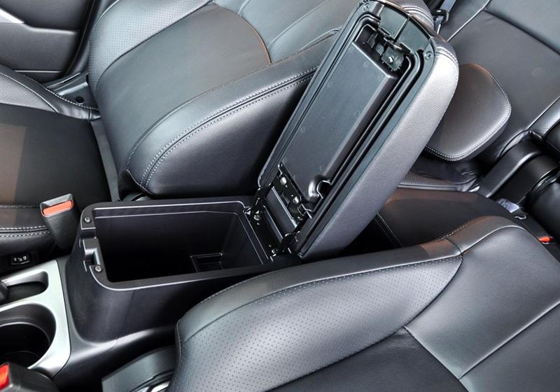 三菱(进口) OUTLANDER EX 2010款 劲界 3.0 豪华版