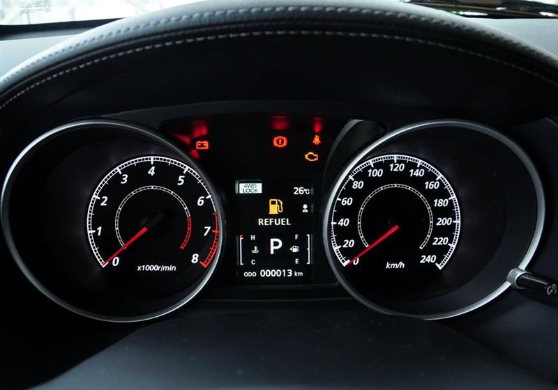 三菱(进口) OUTLANDER EX 2010款 劲界 3.0 豪华版